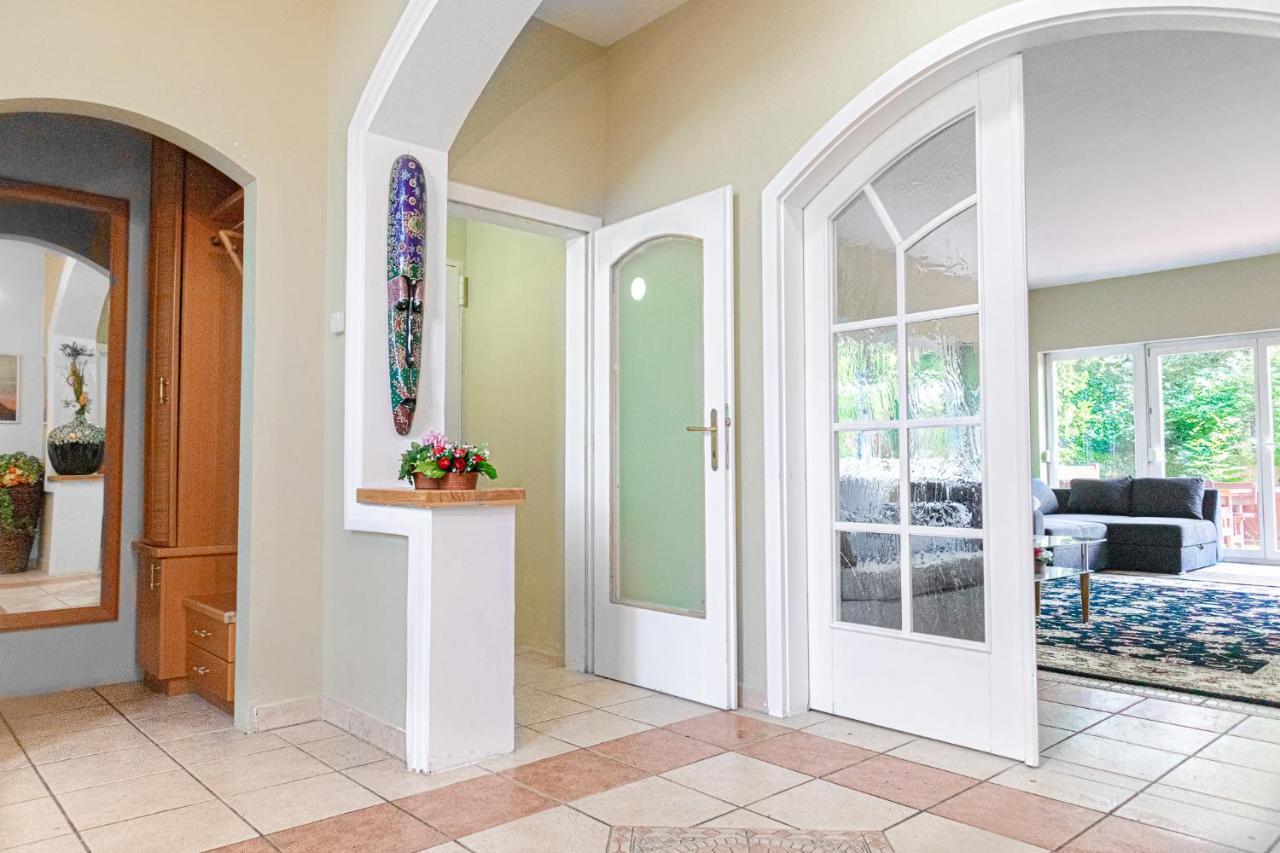 Exquisite Shared Villa - Your Private Room In This Beautiful Home Viena Exterior foto