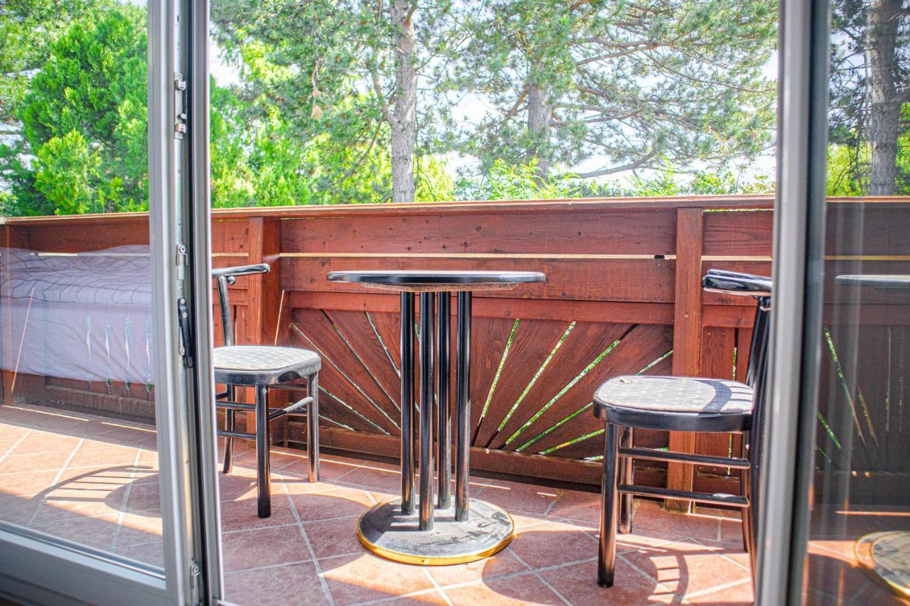 Exquisite Shared Villa - Your Private Room In This Beautiful Home Viena Exterior foto