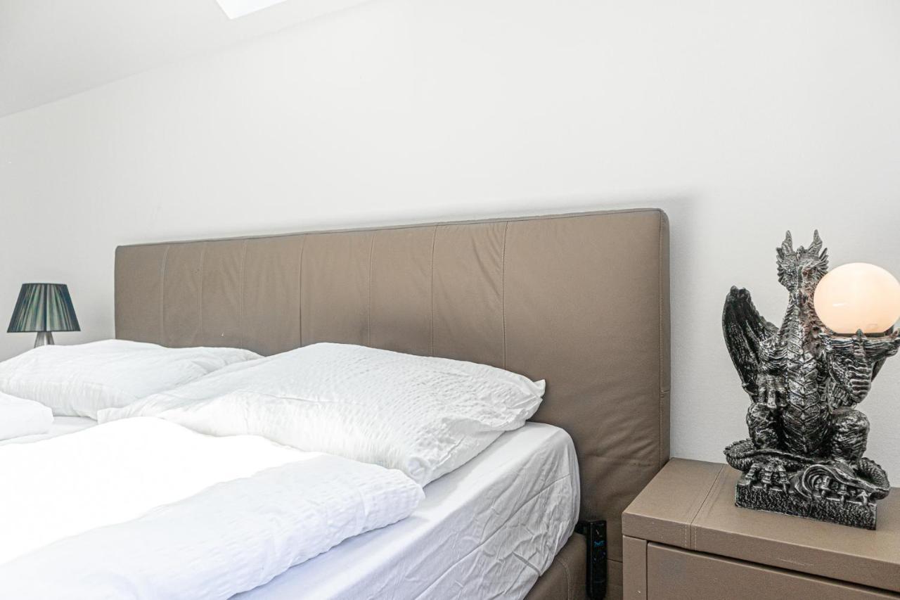 Exquisite Shared Villa - Your Private Room In This Beautiful Home Viena Exterior foto