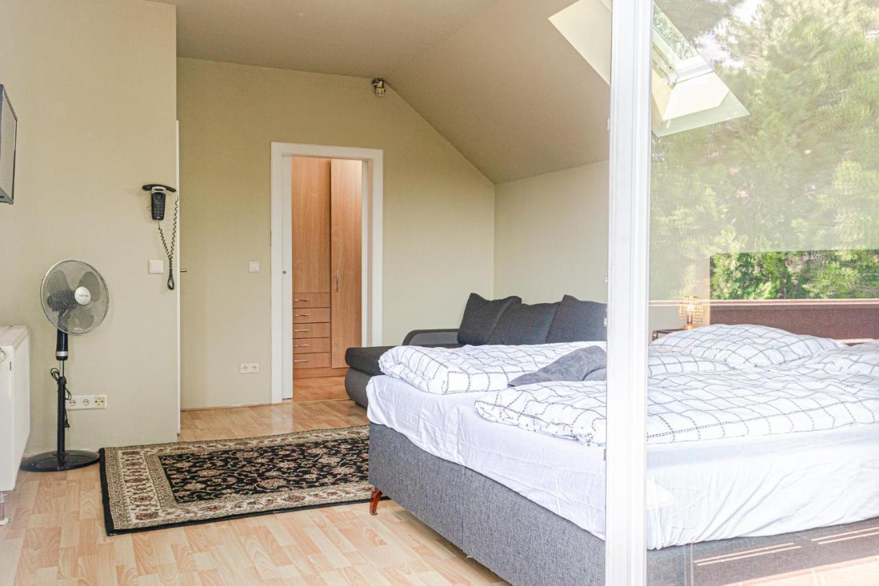 Exquisite Shared Villa - Your Private Room In This Beautiful Home Viena Exterior foto