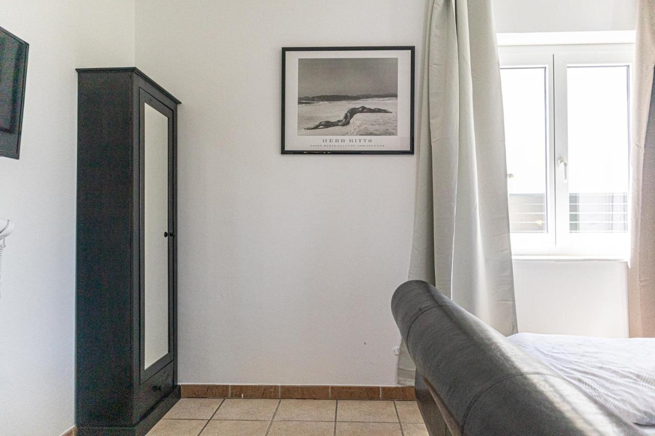 Exquisite Shared Villa - Your Private Room In This Beautiful Home Viena Exterior foto