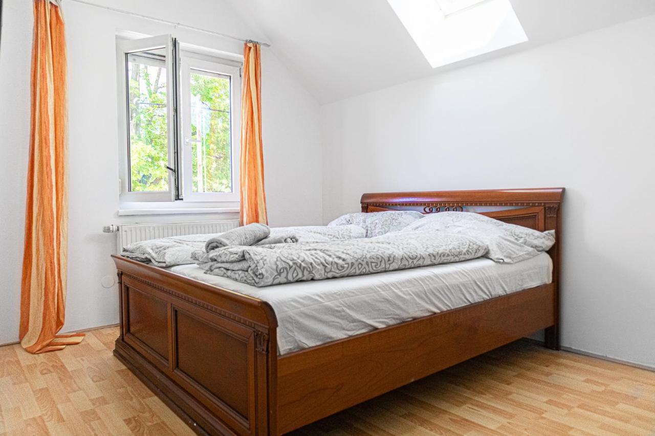 Exquisite Shared Villa - Your Private Room In This Beautiful Home Viena Exterior foto