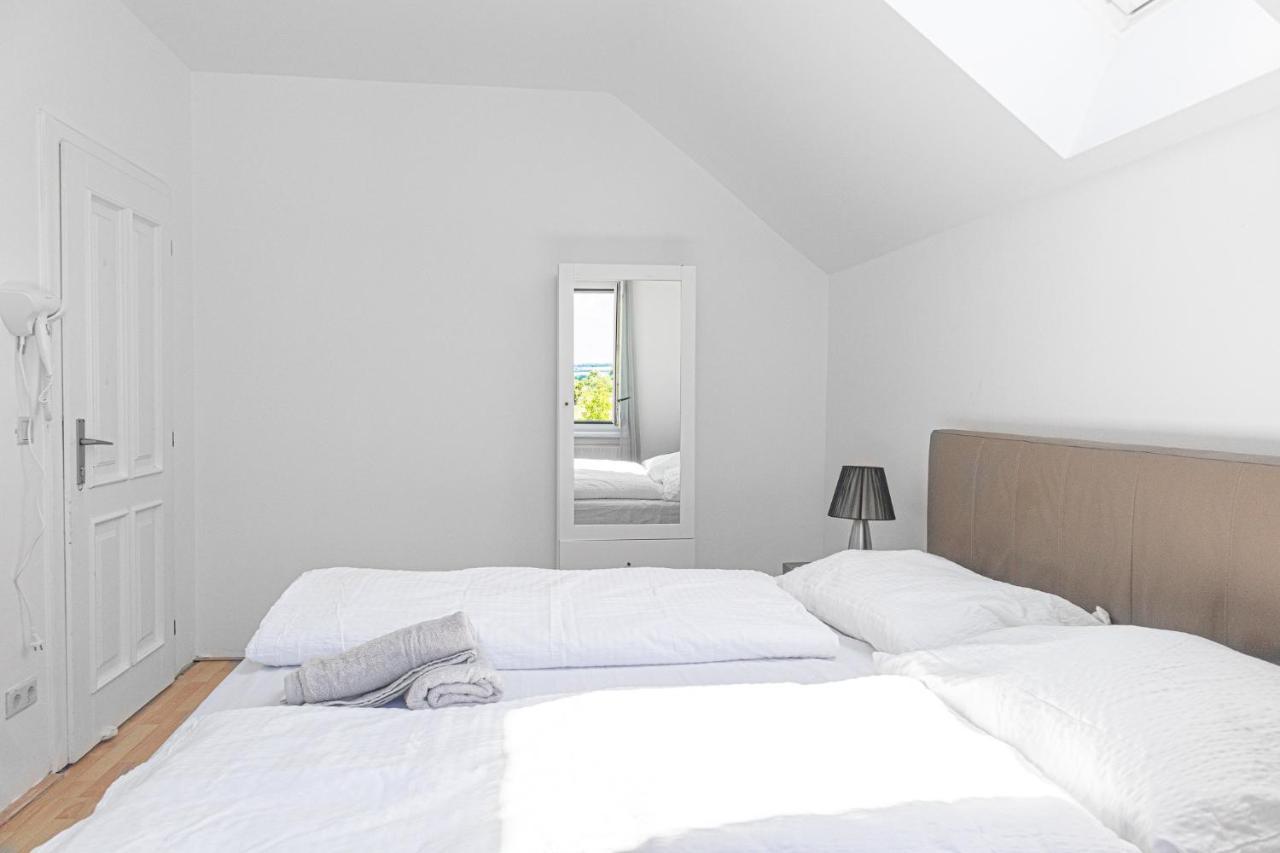 Exquisite Shared Villa - Your Private Room In This Beautiful Home Viena Exterior foto